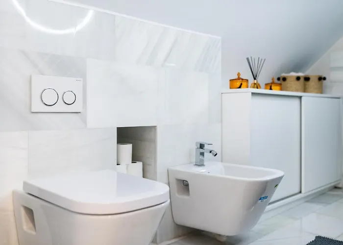 Wekey Homes Aben Humeya, Centro